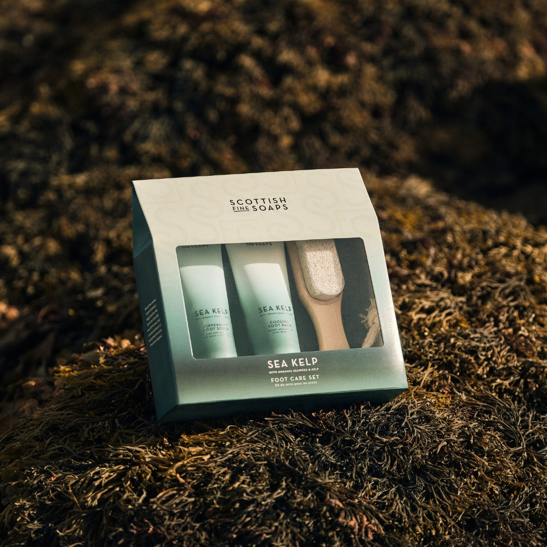 Scottish Fine Soaps Sea Kelp zestaw do stóp peeling+balsam