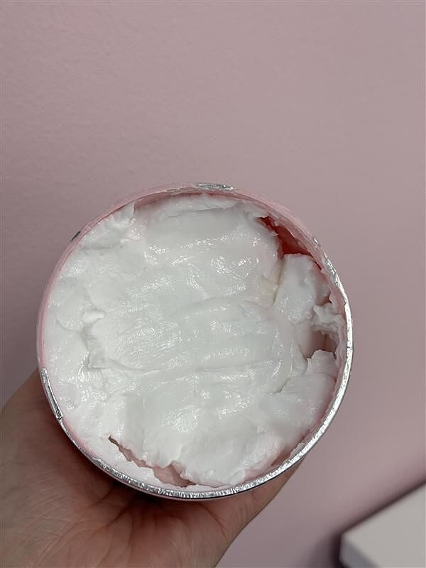 Ciroa Strawberry & Fig masło do ciała 265 g rozświetlające