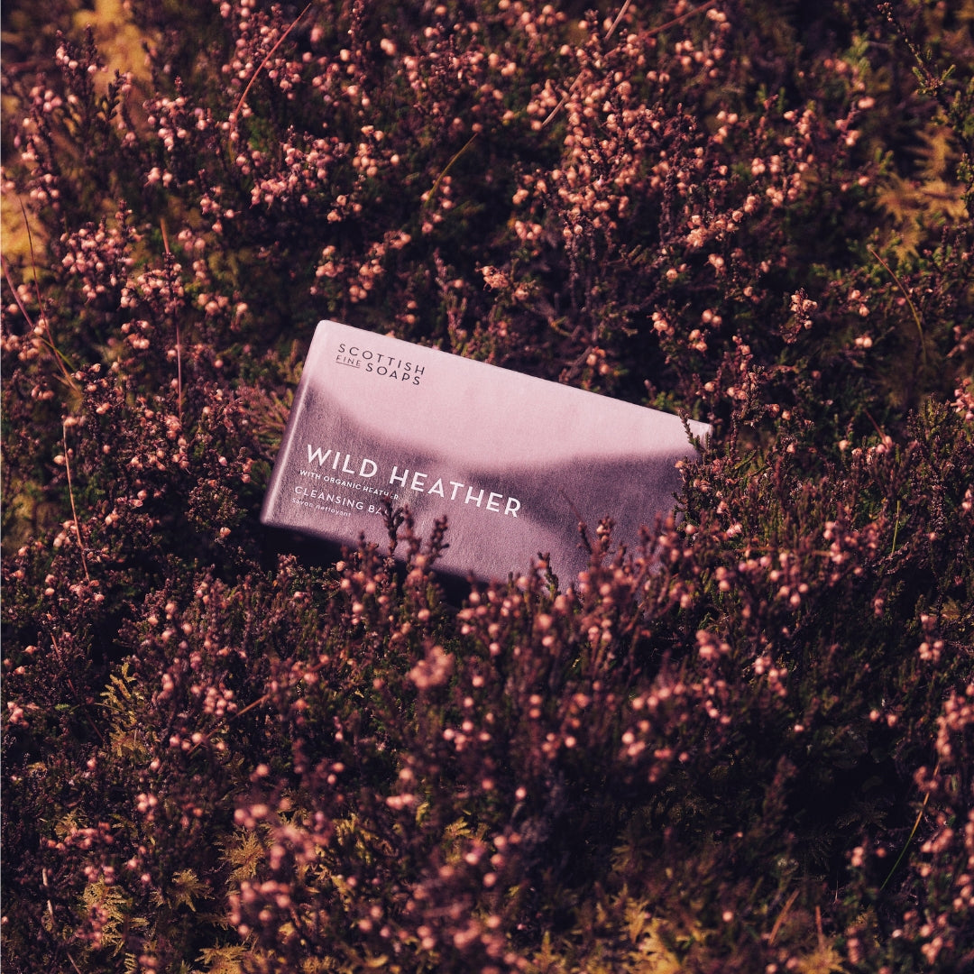 Scottish Fine Soaps Wild Heather kostka 220 g wrzosowa