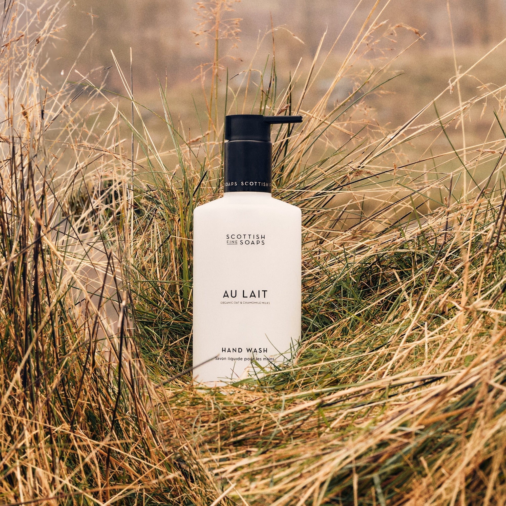 Scottish Fine Soaps Au Lait mydło do rąk 300 ml owsiane