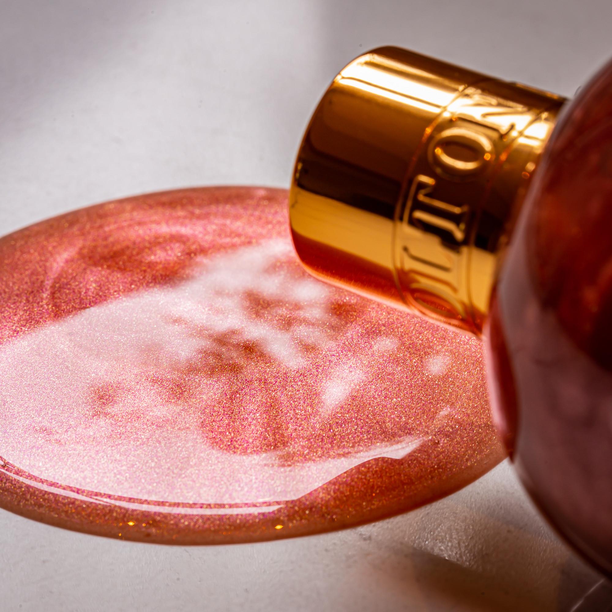 Molton Brown Rose Dunes żel pod prysznic 300 ml różany