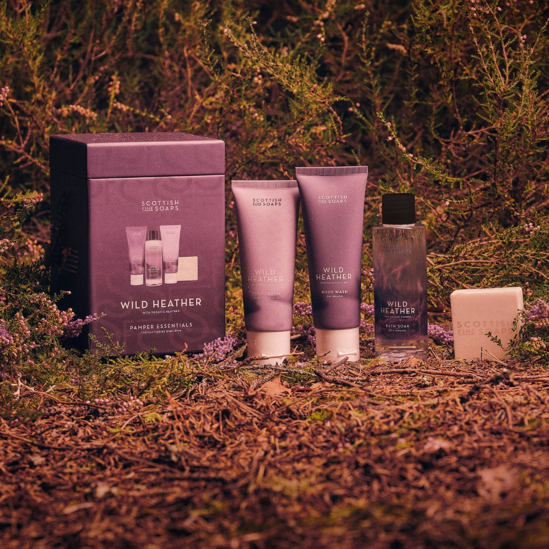 Scottish Fine Soaps Wild Heather zestaw do kąpieli 4-częściowy