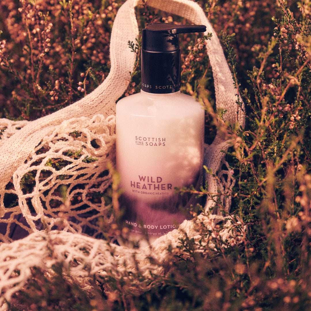 Scottish Fine Soaps Wild Heather balsam do rąk i ciała 300 ml
